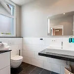 Nordstern Studio, Lammplatz, * באד קרוצינגן